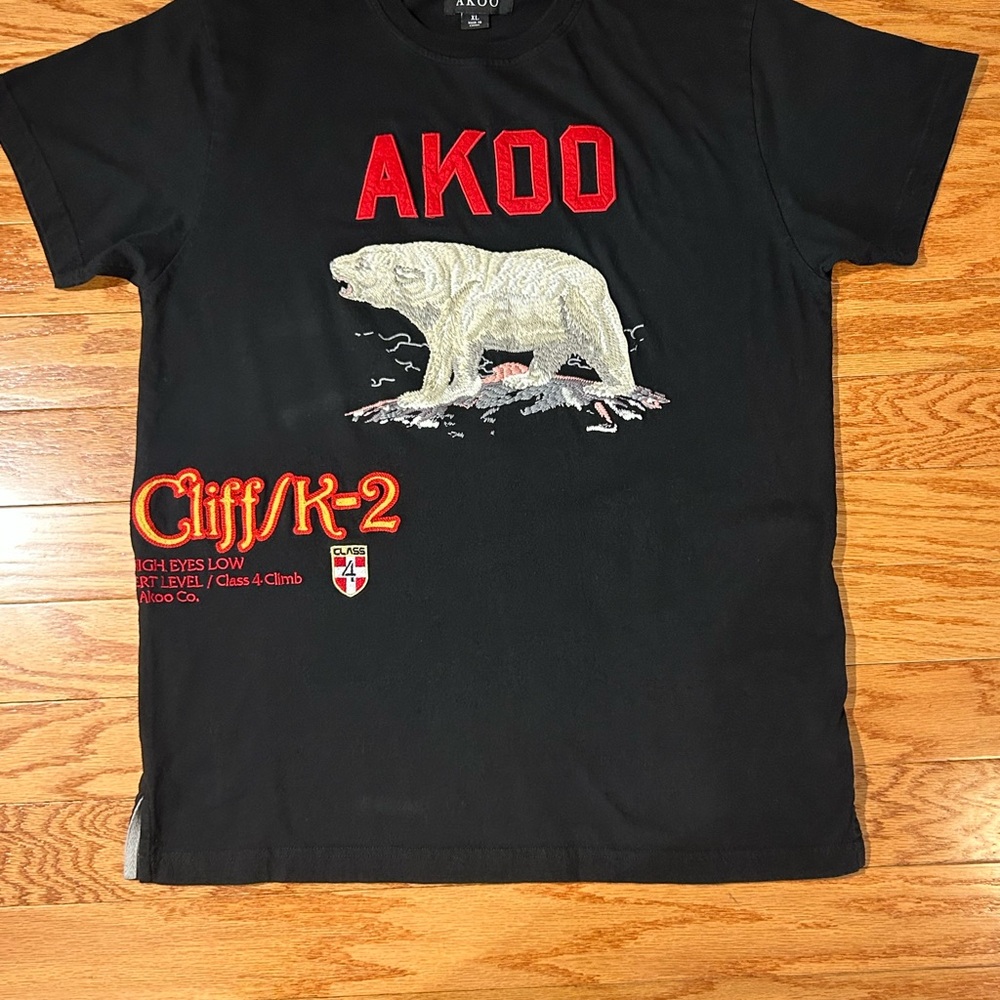 Akoo Black and Red Graphic Tee Short Sleeve
